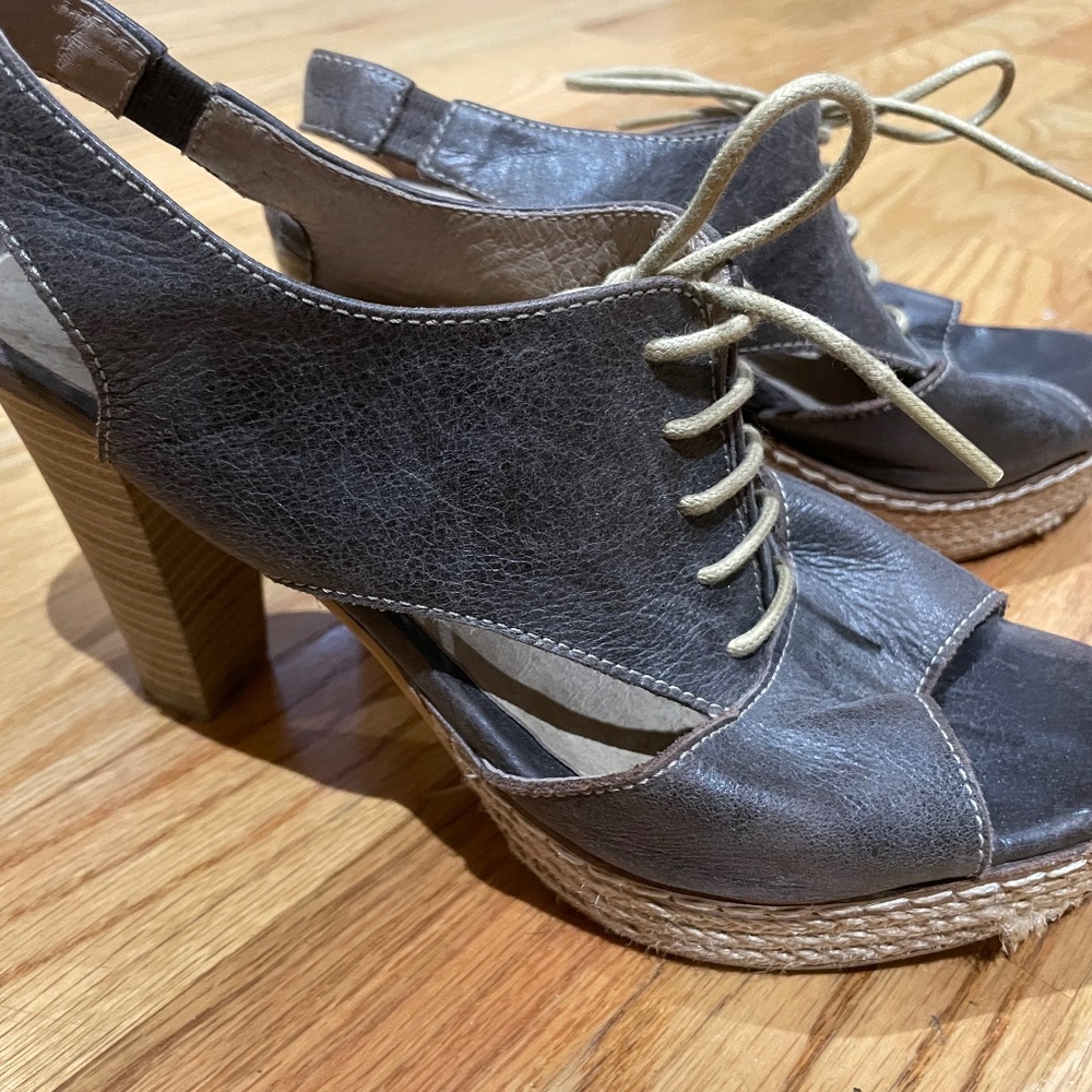 Leather sandals